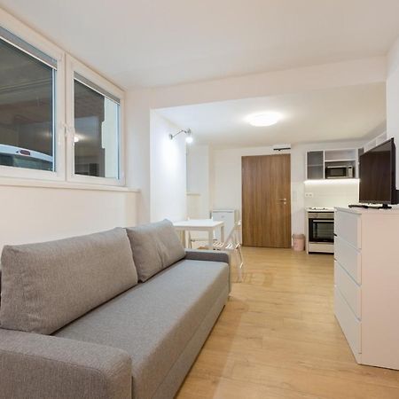 Minimalist Styled Tiny Ap @New York Cafe Apartment Budapesta Exterior foto